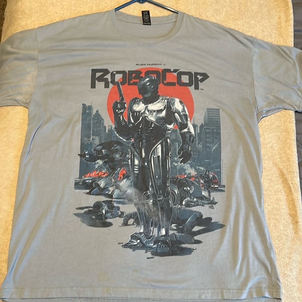 Robocop Graphic Shirt Size XL